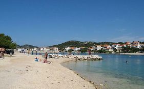 Broscica 16